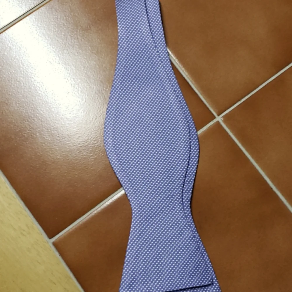 👔MENS LILAC NEW BOW TIE👔